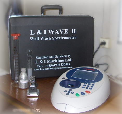 UV instrument and case